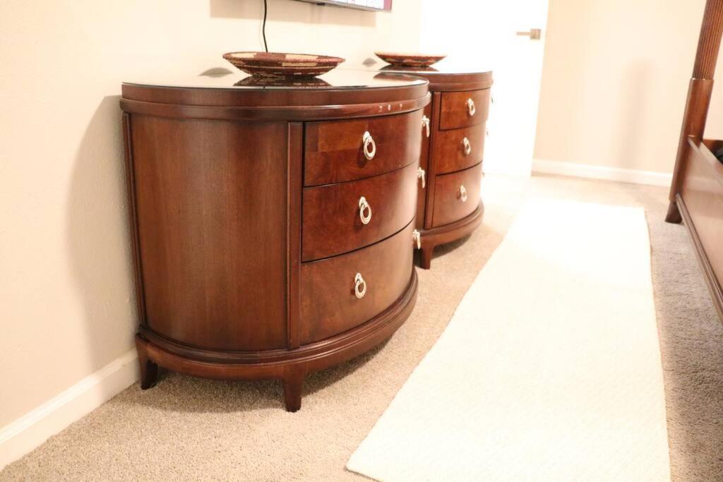 Cowboy Den-Hot Tub-Game Room-Pet Friendly-No Pet Fees! Albuquerque Luaran gambar