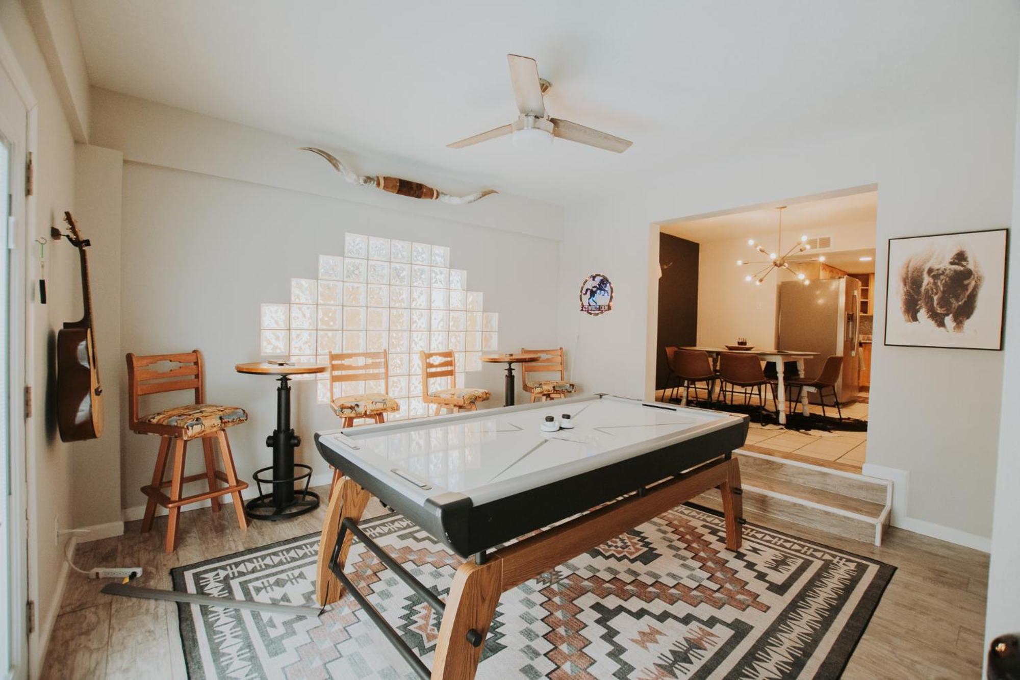 Cowboy Den-Hot Tub-Game Room-Pet Friendly-No Pet Fees! Albuquerque Luaran gambar